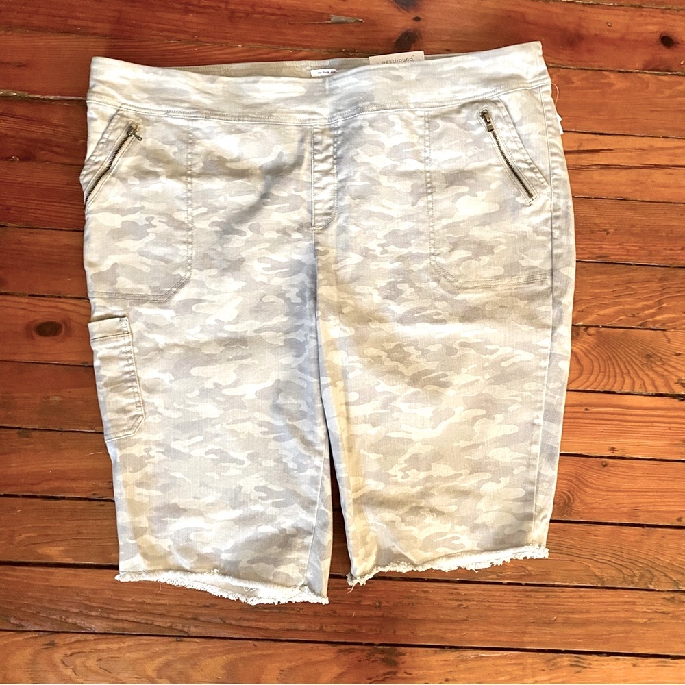 Westbound PARK AVE Fit Mid Rise Skimmer Light Grey Camo Size 22W